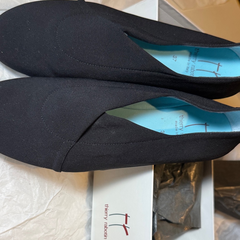 Thierry Rabotin Elegant Black Flats